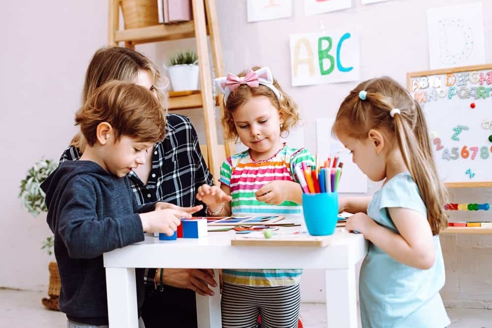 Como ter mais paciência com o filho para ensina-los a ler essas dicas podem te ajudar